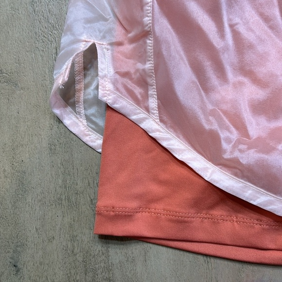 Nike Women's Pink and Orange Running Shorts size Small - Picture 3 of 7